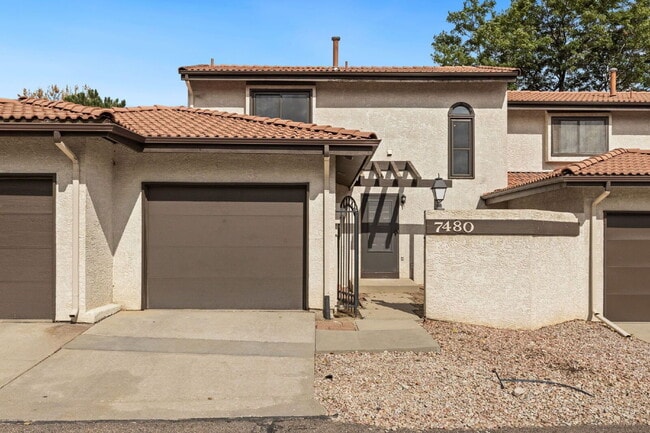 Building Photo - 7480 Alameda Ct