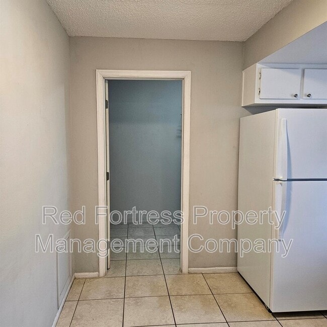 Foto del edificio - 13929 First St