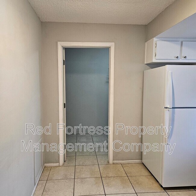 Foto del edificio - 13929 First Street