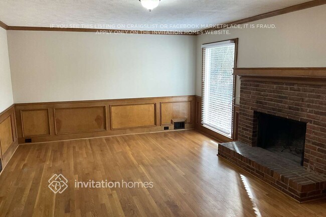 Foto del edificio - 413 Cricket Ridge Ct