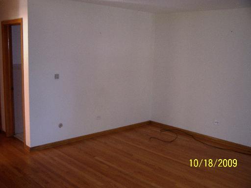  - 2836 N 73rd Ave