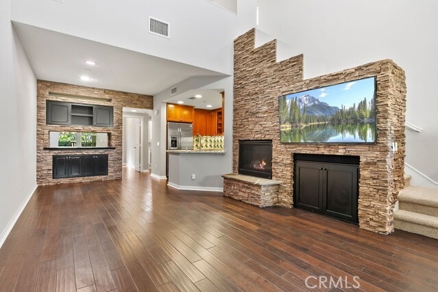 Foto del edificio - 84 Meridian Dr