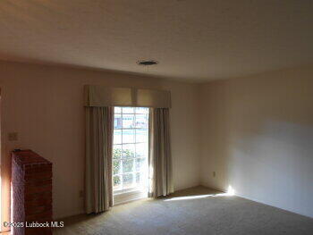 Foto del edificio - 3614 56th St