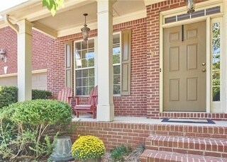 Building Photo - 4960 Luke Dr
