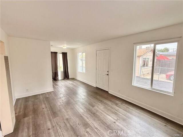 Building Photo - 813 E Nocta St