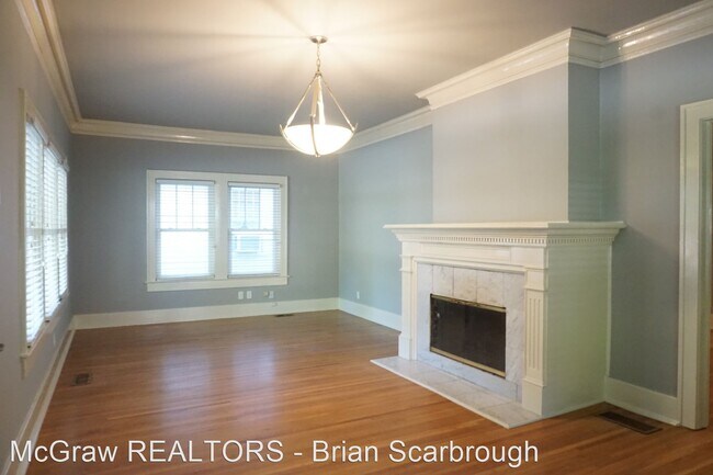 Building Photo - 2 br, 2 bath House - 1332 E 20th St