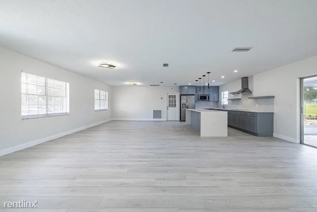 Building Photo - 4 br, 2 bath House - 2820 Springdell Circl...