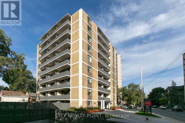 Building Photo - 276-276 St George St