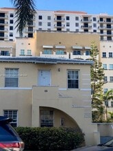 Building Photo - 15 Santillane Ave