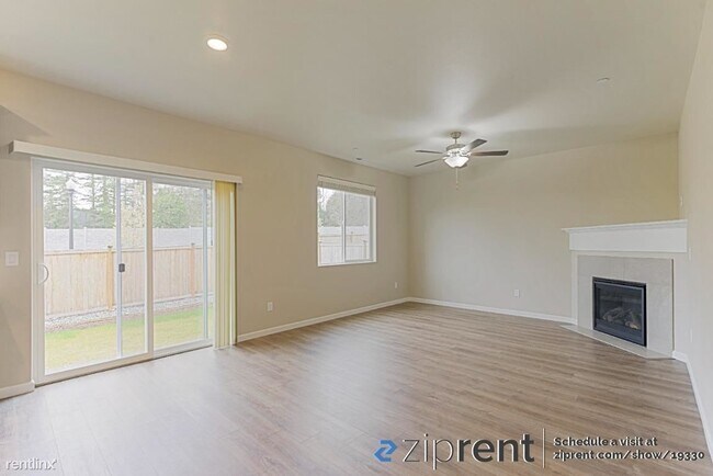 Foto del edificio - 3 br, 2.5 bath House - 4559 Sand Dollar St...