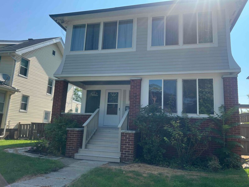 Foto principal - 259 Willard St