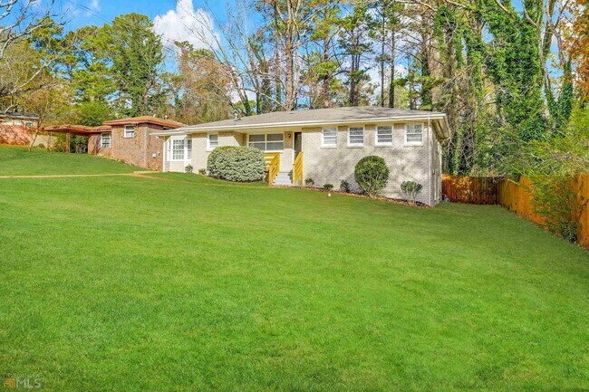 Foto del edificio - 3426 Glensford Dr