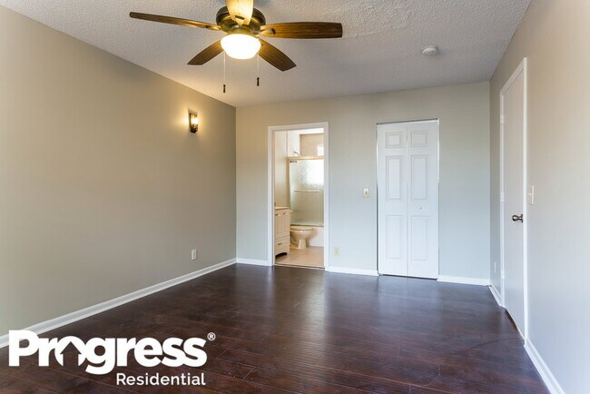 Foto del edificio - 6701 Fern St