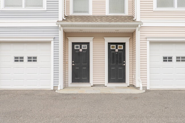 Building Photo - 505 Copper Square Dr