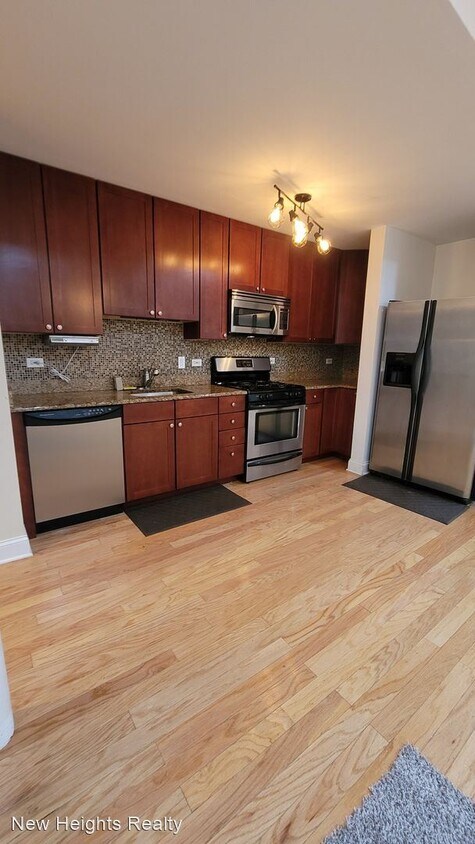 Primary Photo - 2 br, 1 bath House - 6736 S Crandon Avenue...