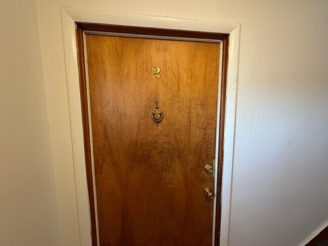 Building Photo - 500 Devon St