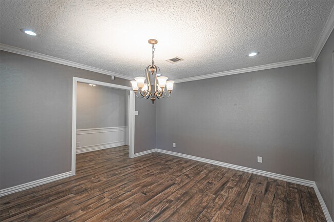 Foto del edificio - 17615 Swansbury Dr