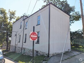 Building Photo - 500 2nd St