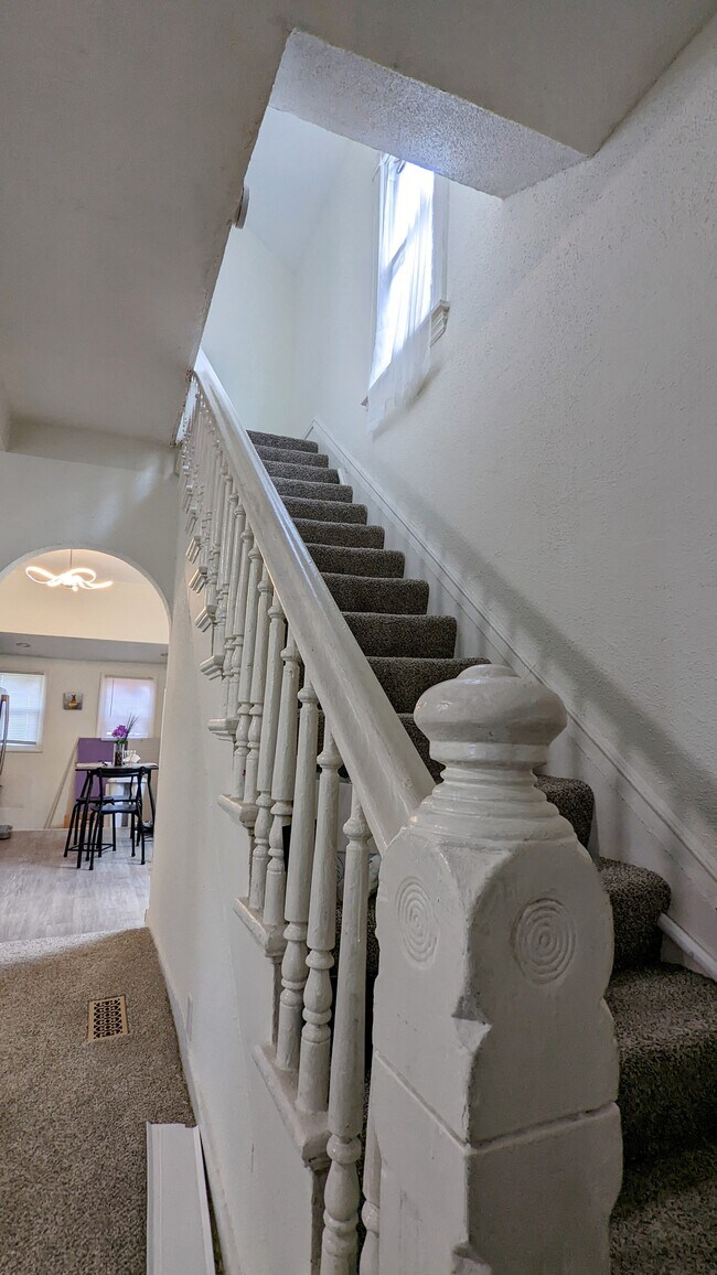 Foto del edificio - 609 Van Buren Ave