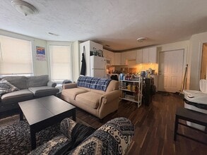 Building Photo - 15 Wachusett St