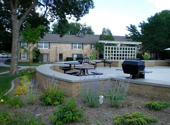Foto del edificio - 926 Westbrooke Way