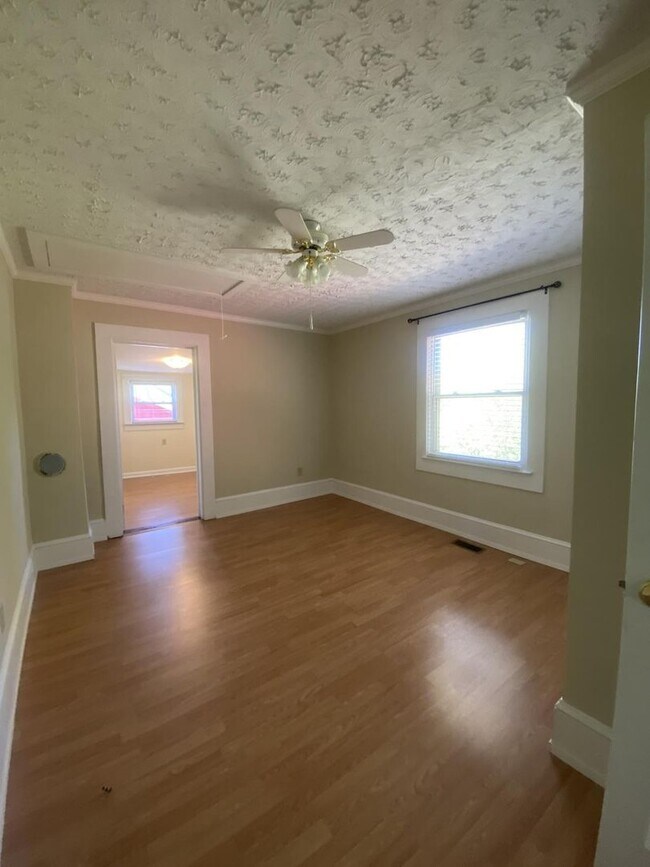 Foto del edificio - 305 N 9th St