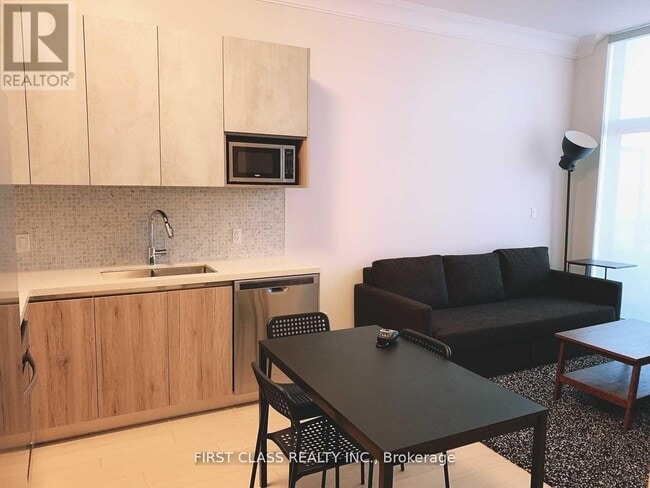 Building Photo - 25 Water Walk Dr