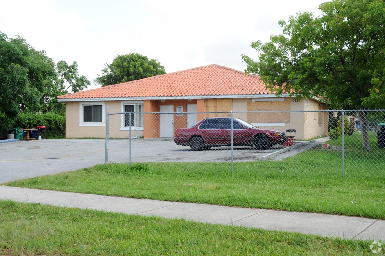 Building Photo - 10271 SW 182nd St