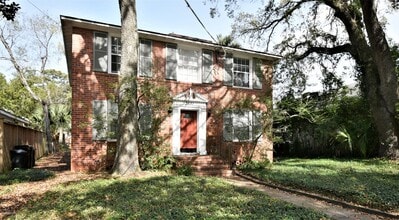 Building Photo - 3661 St Johns Ave