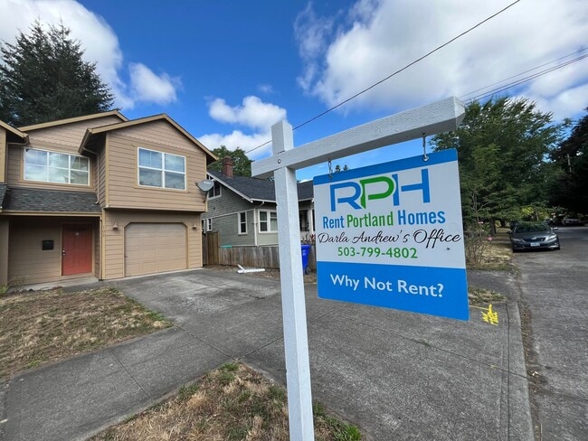 Photo - 3-Bedroom, 2-Bath, 1454sq ft Home!