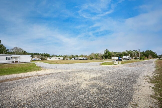 Building Photo - Elizabeth's RV Park -Mobile Homes-