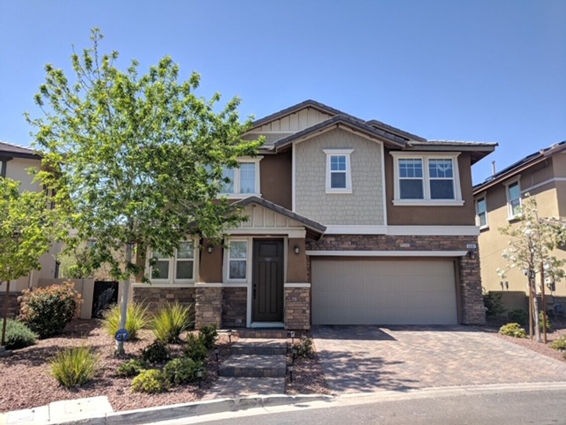 Foto principal - A Stunning 3 Bedroom House in South Summerlin