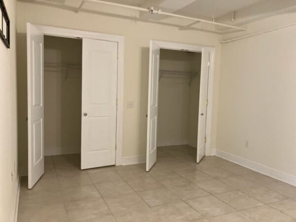 Building Photo - 300 COMMUNIPAW Ave