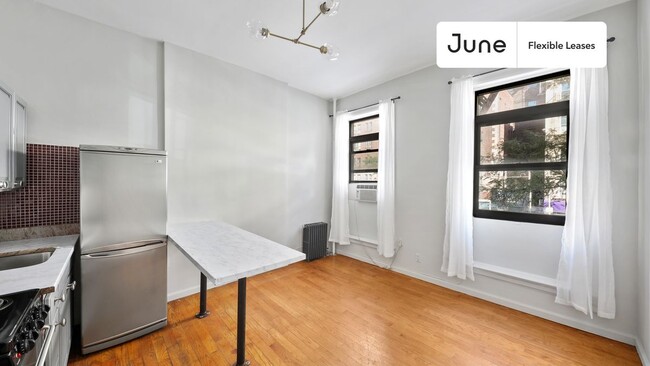 Building Photo - 885 9th Avenue
