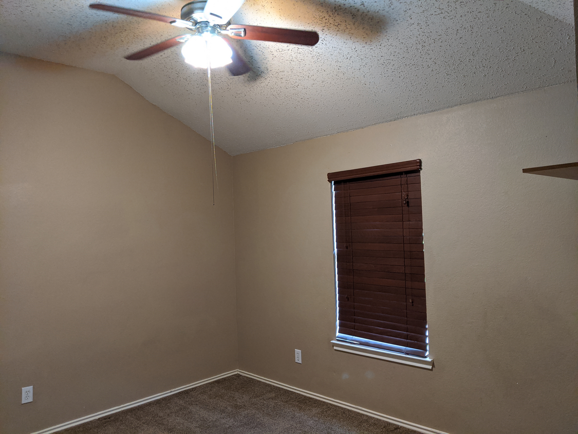 Bedroom - 2309 Acorn Bend