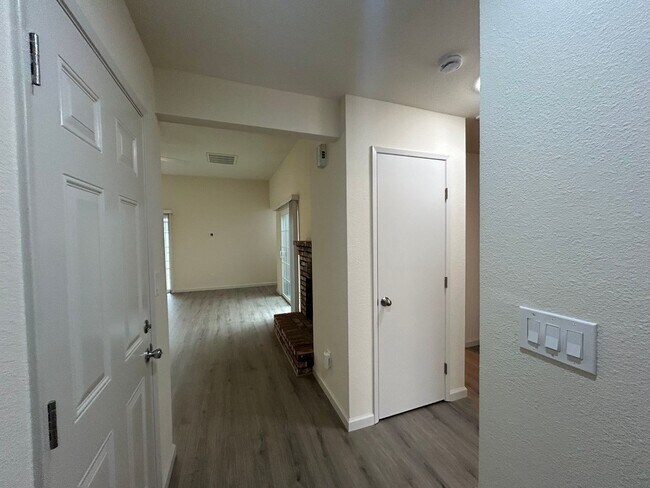 Foto del edificio - 1316 Gargotto Ct