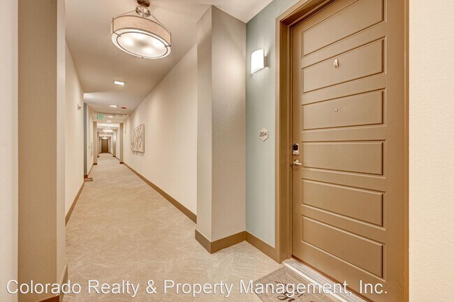 Building Photo - 2 br, 2 bath House - 420 East Fremont Plac...