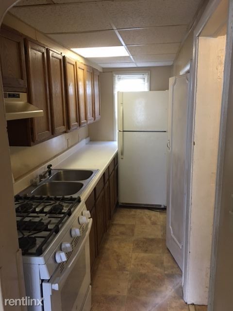 Foto principal - 836 Clancy Ave NE