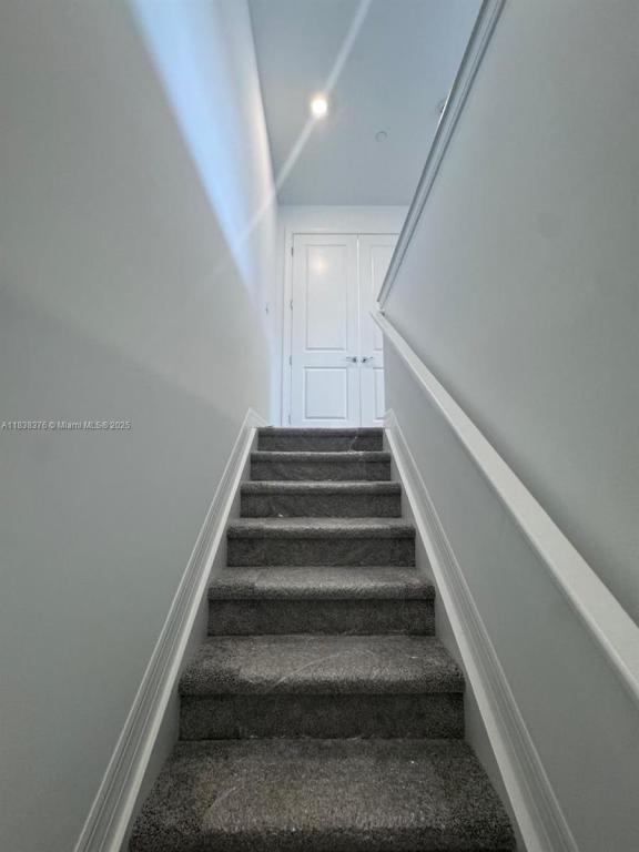 Photo - 750 NW 82nd Ave House