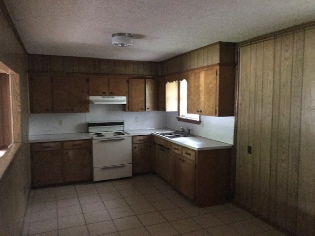 Building Photo - 212 N Beech Ave