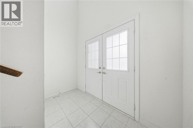 Building Photo - 81 HITCHMAN St