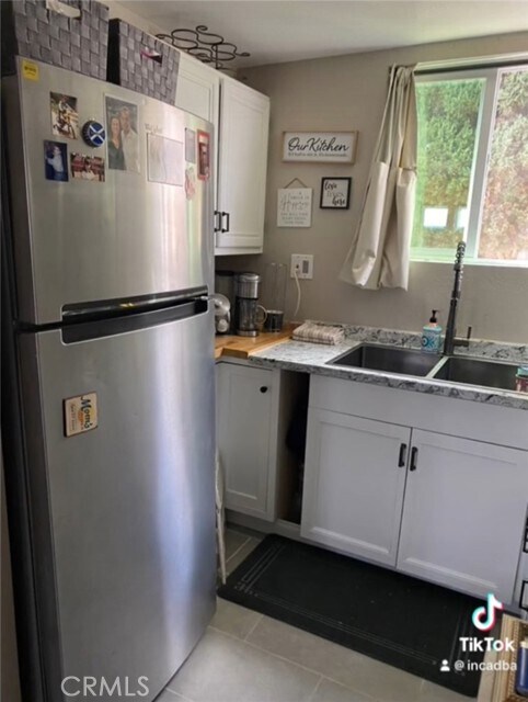 Foto principal - 10925 Cochran Ave