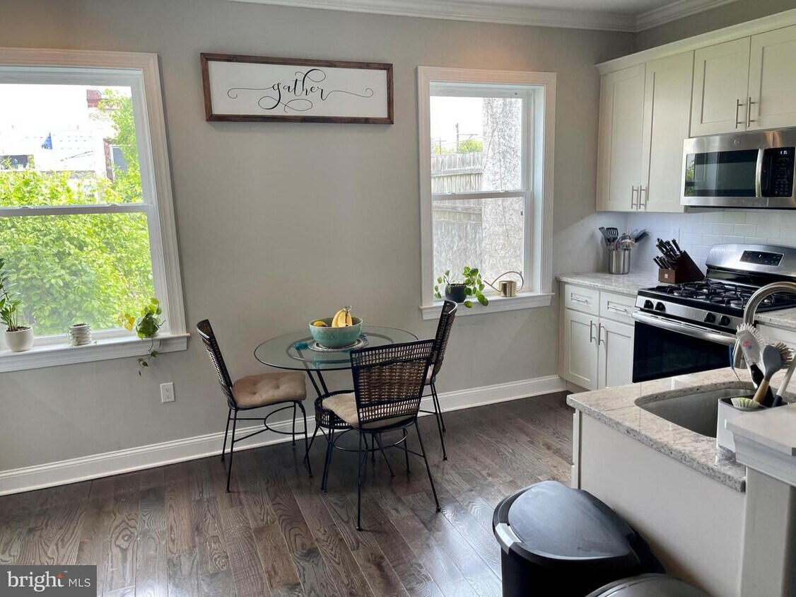 Foto principal - 2705 W Stiles St