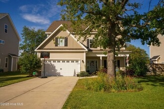 Building Photo - 562 W Craftsman Wy