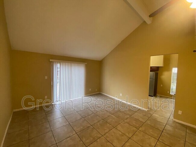 Building Photo - 17510 Mapletrail Dr