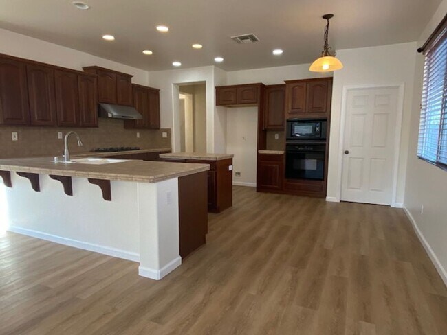 Foto del edificio - Single level home in Lincoln Crossing