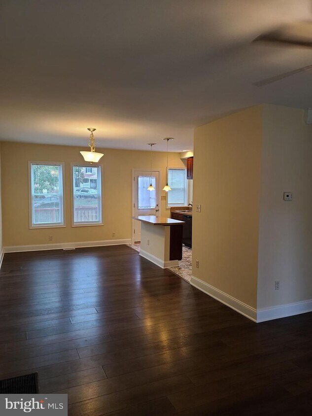 Foto principal - 3714 Brooklyn Ave