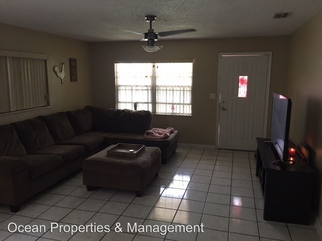 Foto del edificio - 2 br, 1.5 bath House - 125 E. Turgot Ave.
