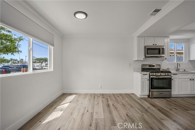 Building Photo - 4543 168th St