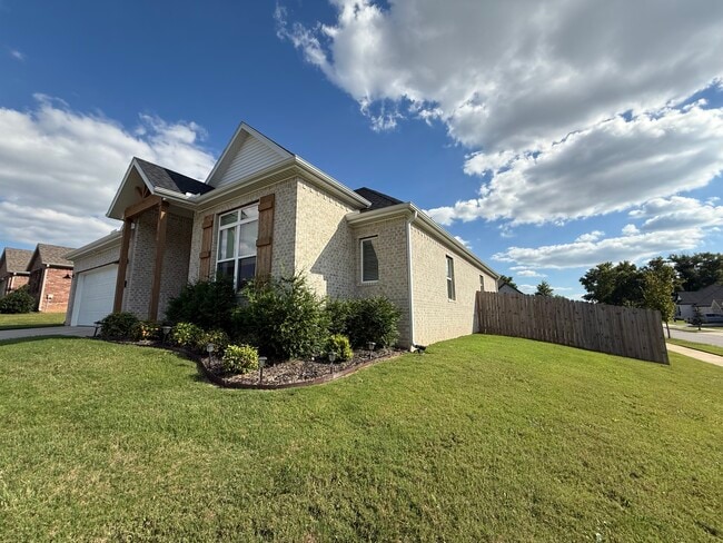 Photo - 6049 W Quinn St House